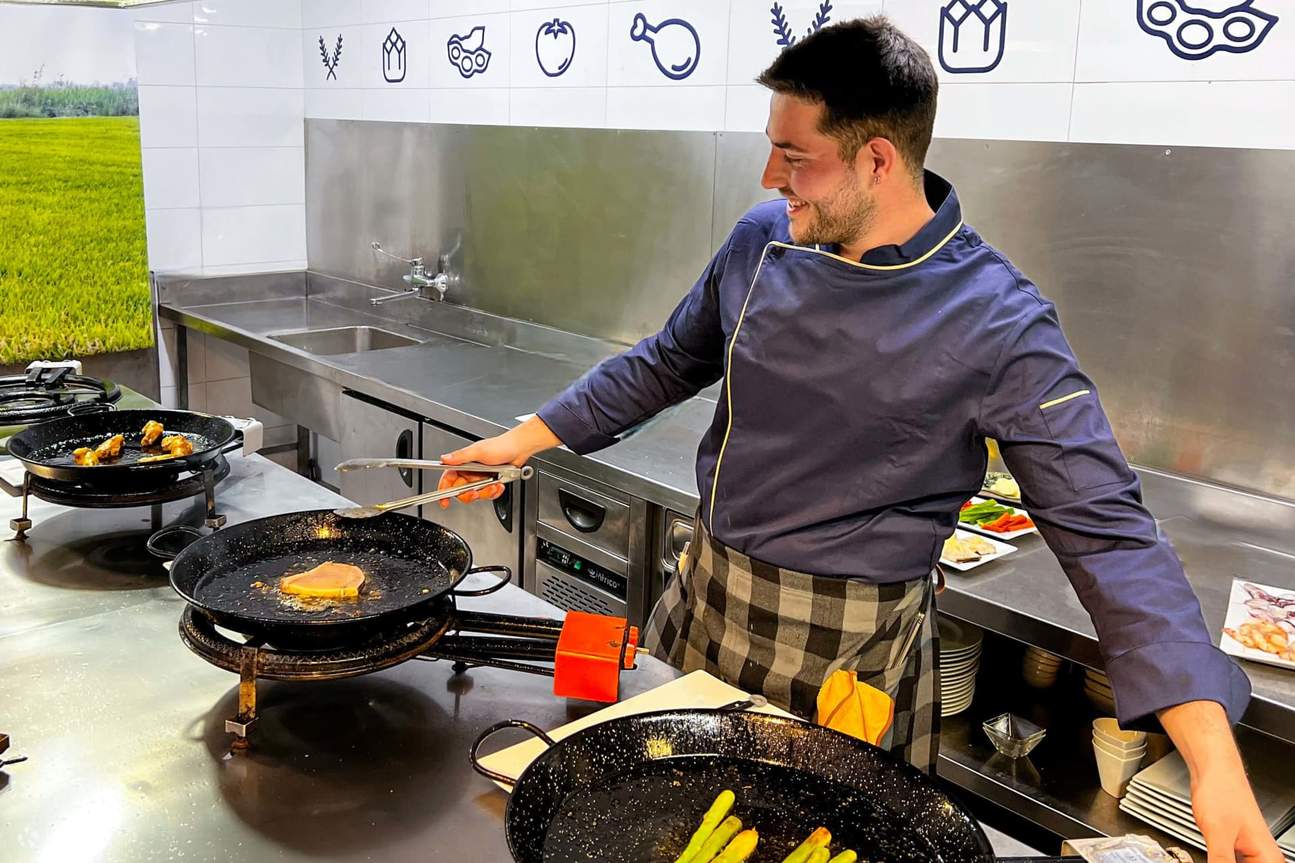 คลาสเรียนทำปาเอญ่าและทัวร์ตลาดเซ็นทรัลในบาเลนเซีย